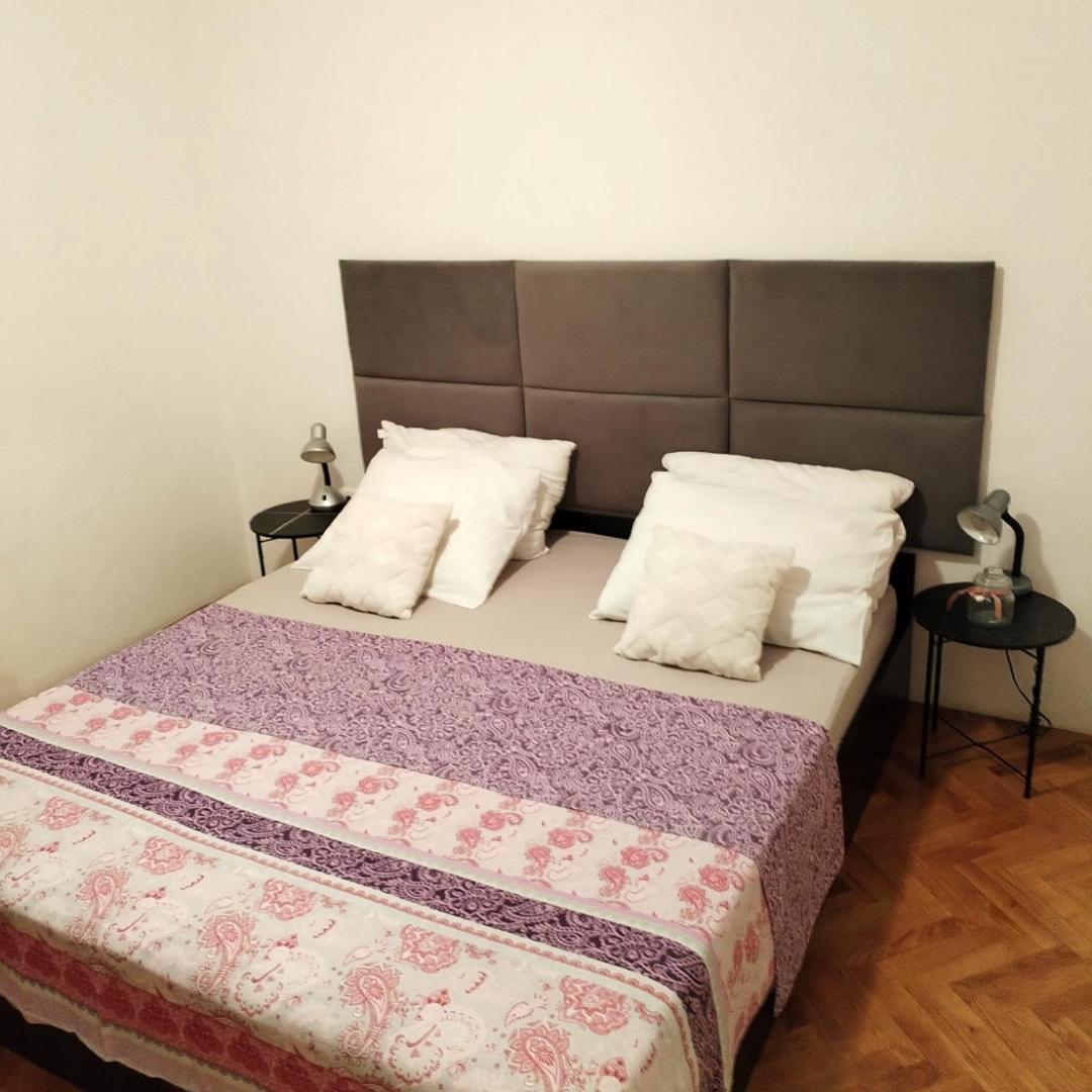 Apartment With Heated Pool And Sea View Trogir Zimmer foto